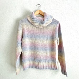 Vintage women&#39;s unisex pastel rainbow ombré turtleneck sweater