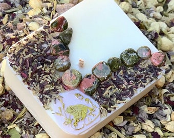 FINDING Your SOUL SONG Meditative Floating Candle made with Rosemary and Hibiscus Herbs, Frog Totem and Unakite Chips