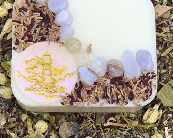 UNWAVERING HOPE Meditative Floating Candle made with Rosemary and Hibiscus Herbs, Lighthouse Totem and Blue Chalcedony Chips