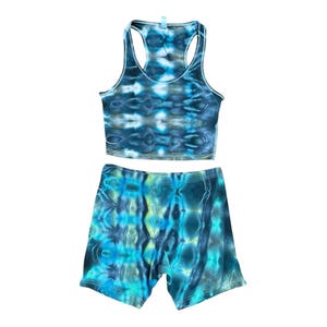 Tie-dye Crop Top and Shorts Set / Large / Matching Set / Psychedelic / Ice Dye / Festival Outfit / Bike Shorts / Hippie / Earthy / Blue