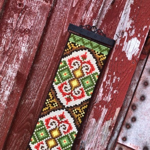 Swedish tapestry vintage handmade// Swedish Folk Art Wool Embroidered//  Scandinavian Embroidery Wall Hanging