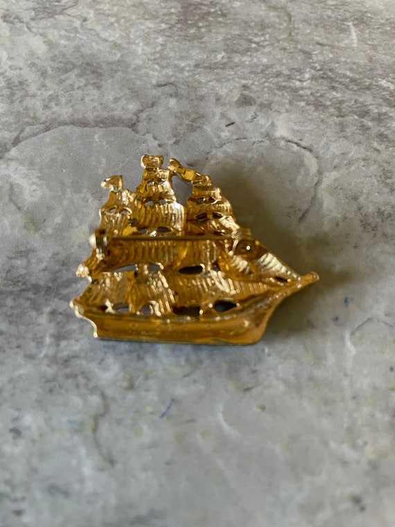 Vintage Sailboat Pin, Clipper Ship, Enameled Naut… - image 3