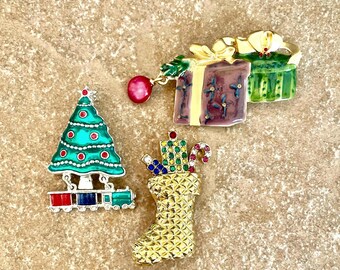 Christmas Holiday Pin Collection:  Stocking Presents & Tree with Train #48