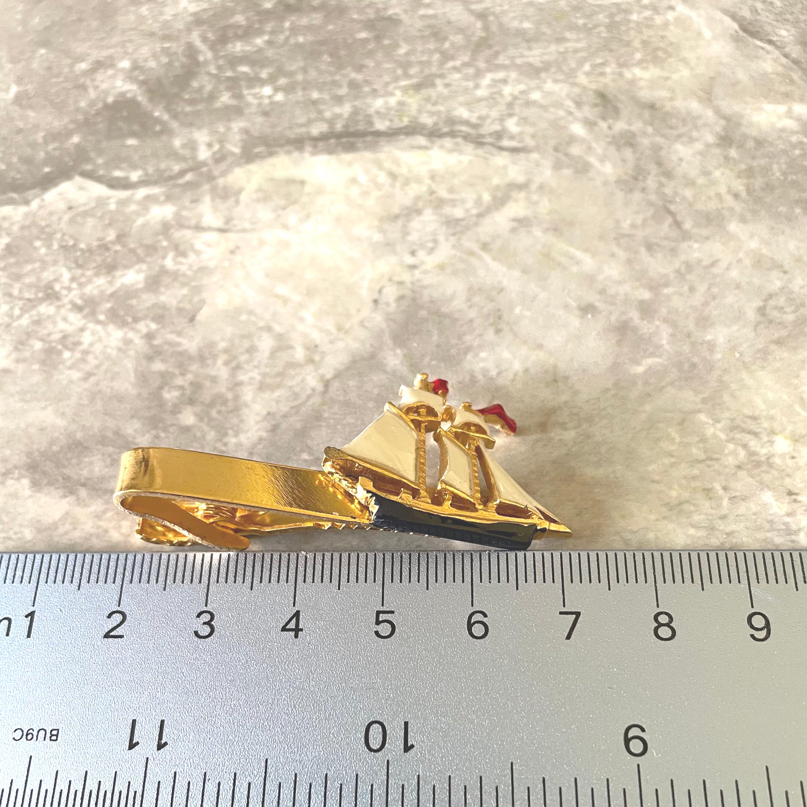 Boucle D'oreille Sans Percage Boucles D'oreilles Clip Dorées Longues Fleur Métallique, Style Princesse Kate, Modèle EH3 Dormeuses Or 18 Carat (ct