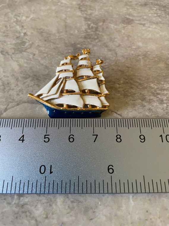 Vintage Sailboat Pin, Clipper Ship, Enameled Naut… - image 6