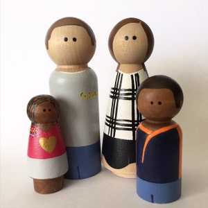 FAMILY OF FOUR Custom Hand-Painted Peg Doll Family of Four Peg Dolls Wooden Dolls image 5