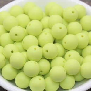 12mm Matte Lime Green Round Beads, Frosted Acrylic Round Gumball Beads, Bubblegum Beads, Chunky Beads, Plastic Round Bead #2555