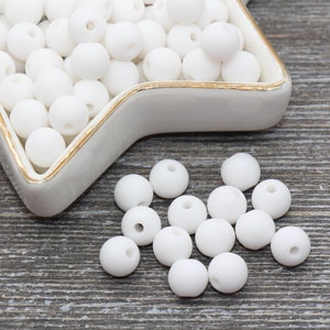 8mm Matte White Gumball Beads, Frosted Round Acrylic Loose Beads, Solid Bubblegum Beads, Chunky Beads, Round Plastic Beads #593