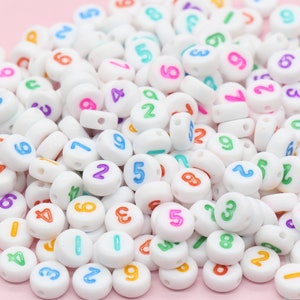 Contas numéricas multicoloridas, contas brancas com números de cores misturadas, contas acrílicas com números mistos, contas acrílicas redondas e planas com números, tamanho 7 mm #89