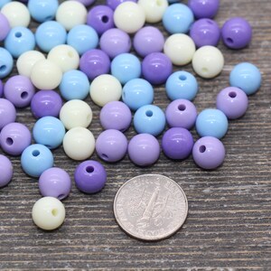 Perles en forme de boule de gomme rondes 8 mm, Perles en acrylique bleu-violet mélangées, Perles multicolores en chewing-gum, Grosses perles, Perles rondes lisses 2438 image 2