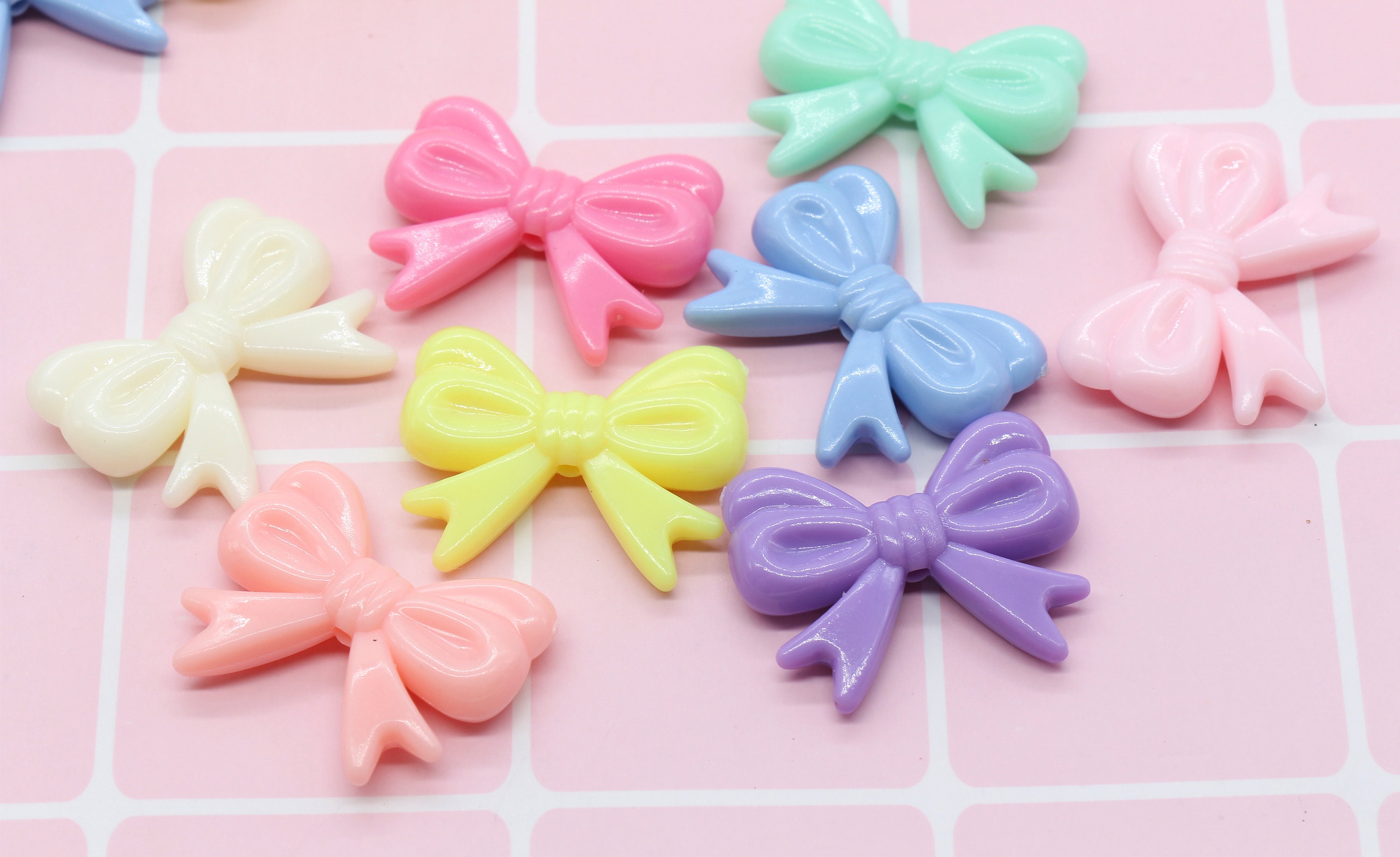  20 Beads Multicolor Bow Jet Beads, Acrylic Ribbon Bow Beads,  Pastel Bow Beads, Mixed Colors Plastic Beads : Home & Kitchen