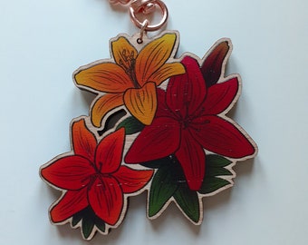 Lily Variety Cherry Wood 2.5" Charm