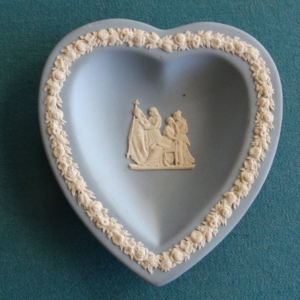 Wedgwood Jasperware Small Heart Shaped Dish or Plate Pin Dish Cameo White on Wedgwood Blue c1980s