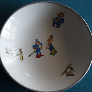 Warming Baby Bowl Porcelain and Metal Bottom by ALBYS Industria Argentina c1940 Cartoon Art