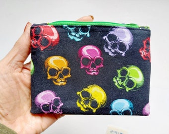 Sugar skulls coin purse, Small makeup bag, Day of the dead gifts for her, Rainbow zipped cosmetics pouch, Gift for goths, Loose change purse