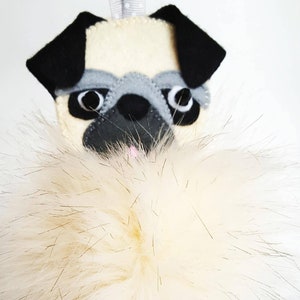 Pug bag hanger, Gifts for dog lover, Dog purse charm, Fluffy pug keyring, Personalised pug gift, Dog mom gifts, Puff ball key chain, pom pom