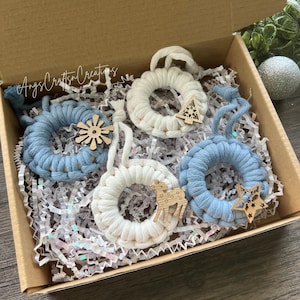 Macrame Christmas Ornaments: Blue and White 4 pack