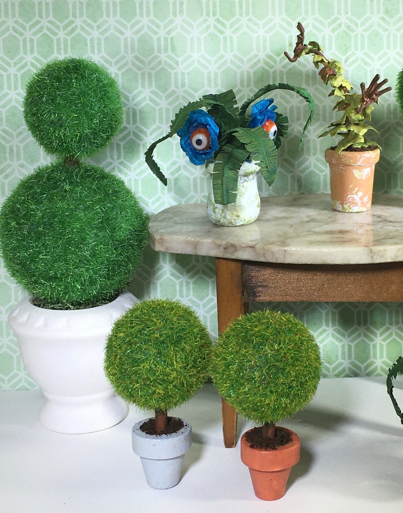 Miniature green tall topiary dollhouse garden plant 1/12