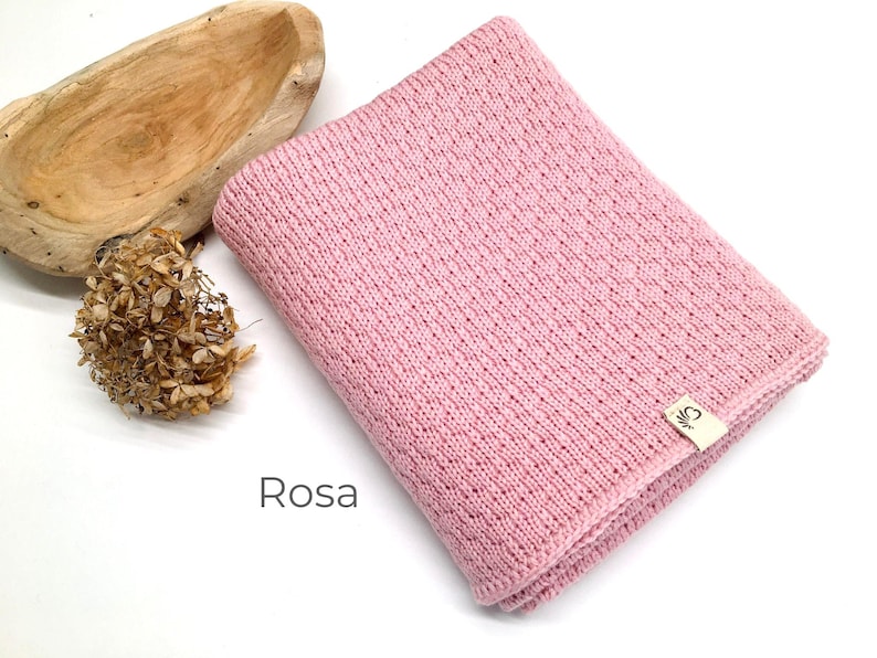 Handmade baby blanket made of merino wool, knitted cuddly blanket for newborns, soft natural blanket for babies, sustainable baby gift Rosa