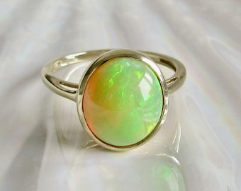 Oval Opal 9ct Yellow Gold Vintage Signet Ring
