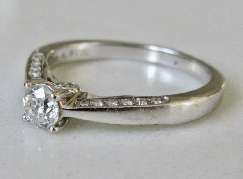 Vintage 18ct White Gold Diamond Ring Engraved Forever Inside image 2