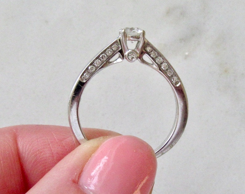 Vintage 18ct White Gold Diamond Ring Engraved Forever Inside image 9