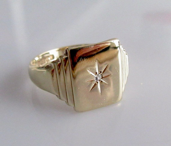 Vintage 9ct Gold Diamond Signet Ring - image 6