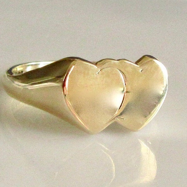 Vintage 9ct Gold Double Heart Signet Ring