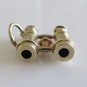 9ct Gold Pair of Binoculars or Field Glasses Charm or Pendant