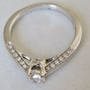 Vintage 18ct White Gold Diamond Ring Engraved Forever Inside image 6