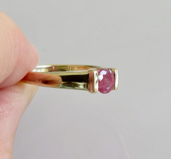 9ct Yellow Gold Ruby Solitaire Ring - image 9