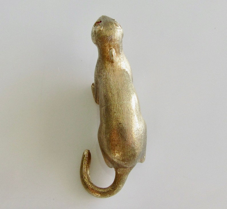 Large Solid 9ct Gold Otter with Ruby Eyes Charm or Pendant image 7