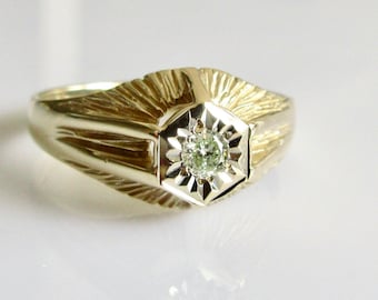 Vintage 9ct Gold Diamond Solitaire Signet Ring with an Hexagonal Mount