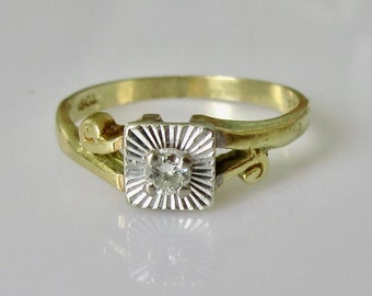 Vintage 18ct Yellow Gold Diamond Solitaire Ring