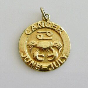 9ct Gold Cancer the Crab Zodiac sign Charm or Pendant