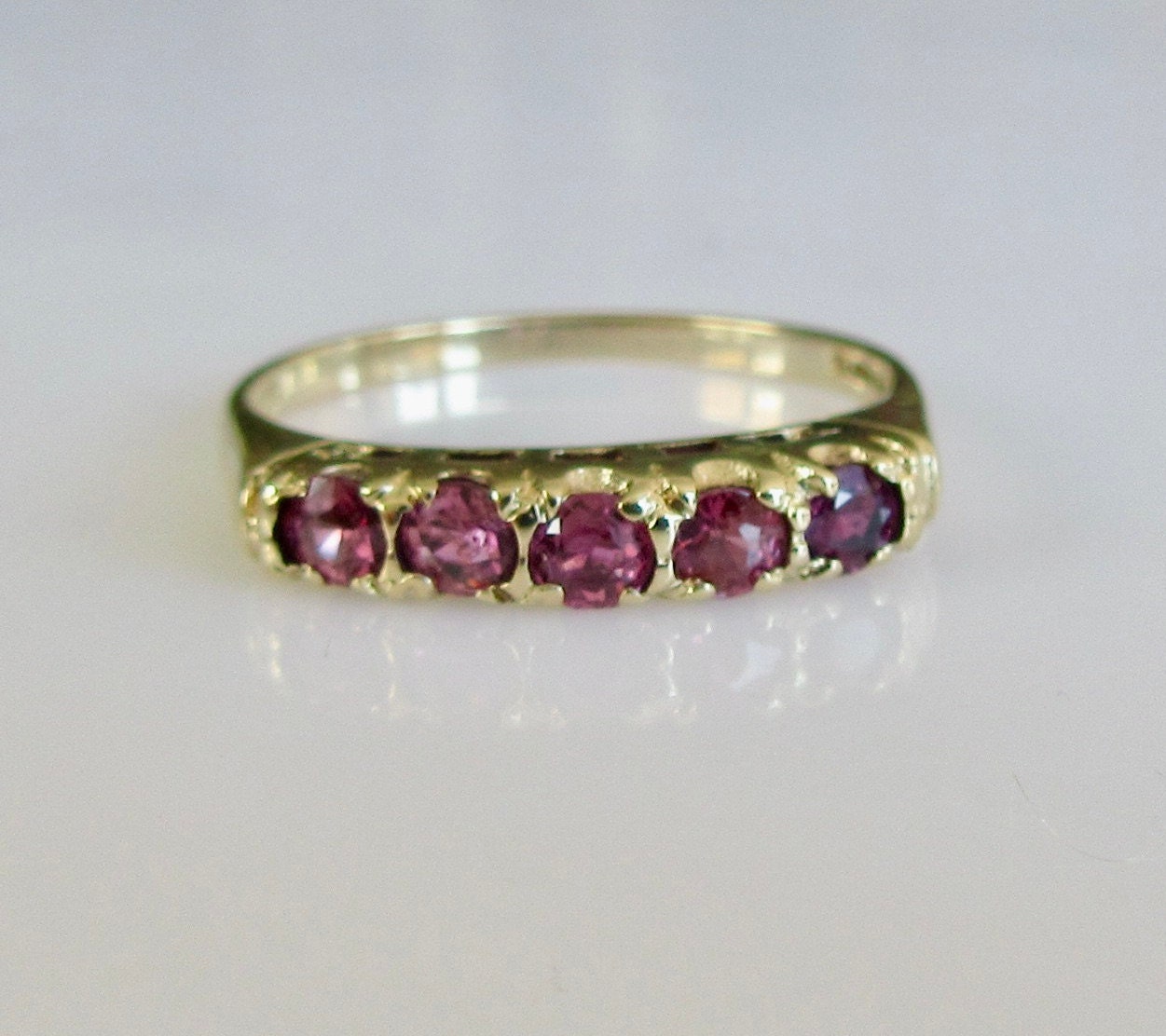 Vintage 9ct Gold Amethyst Five Stone Ring