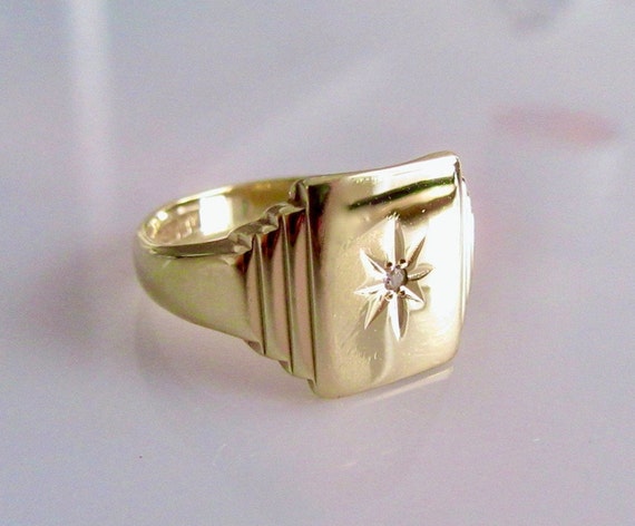 Vintage 9ct Gold Diamond Signet Ring - image 1
