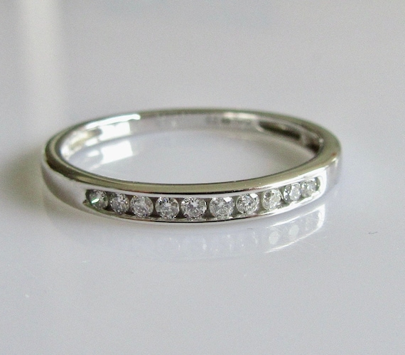 18ct White Gold Multi Diamond Channel Set Ring