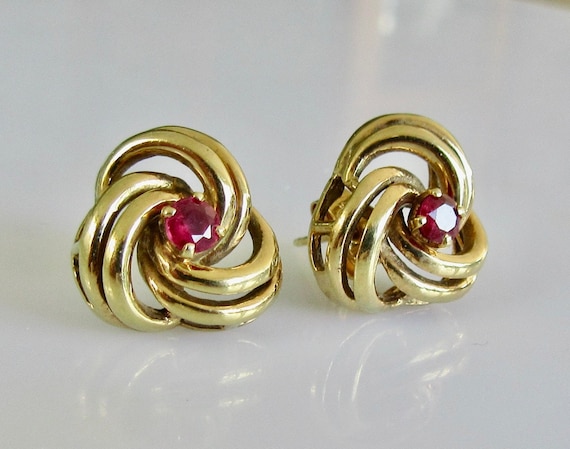 9ct gold knot stud earrings clearance