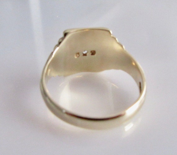 Vintage 9ct Gold Diamond Signet Ring - image 8