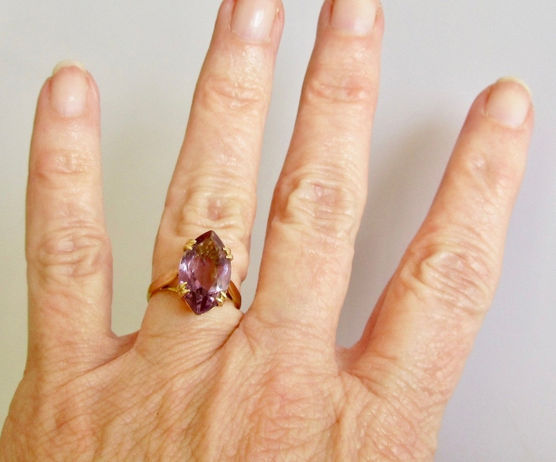 Marquise Amethyst Vintage 9ct Gold Ring