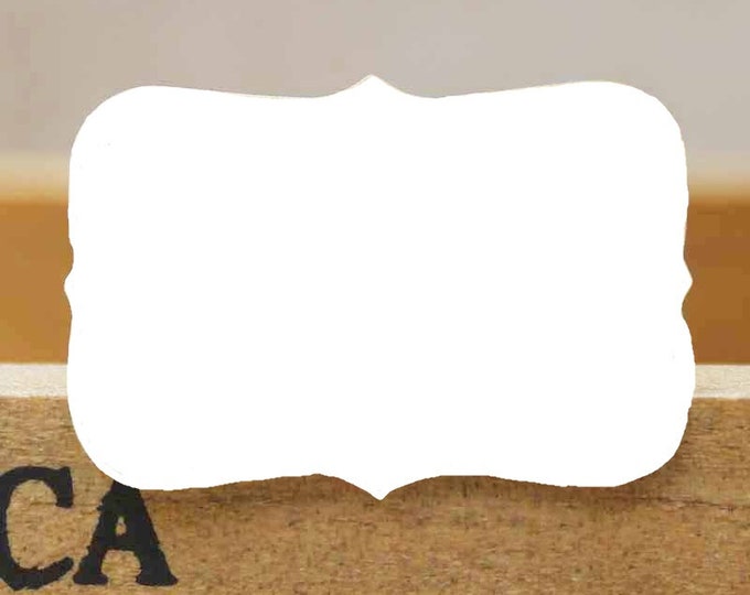 Quatrefoil Blank White Cards: Gift Tag Place Cards, Set of 25