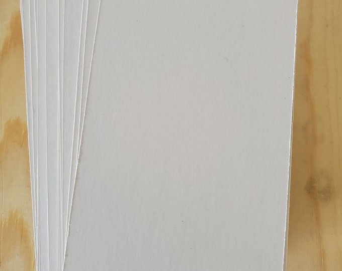 White Chipboard Cards: Rounded Die Cut Cardboard for Crafts (3x5")