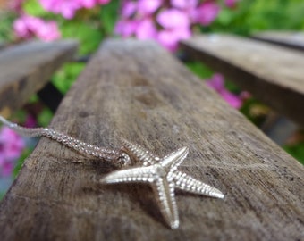 Sterling silver small starfish pendant