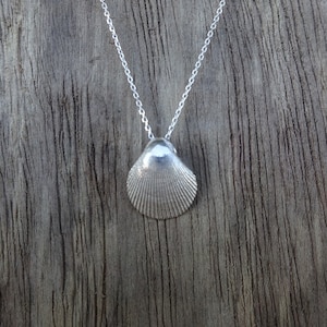 Sterling silver seashell pendant