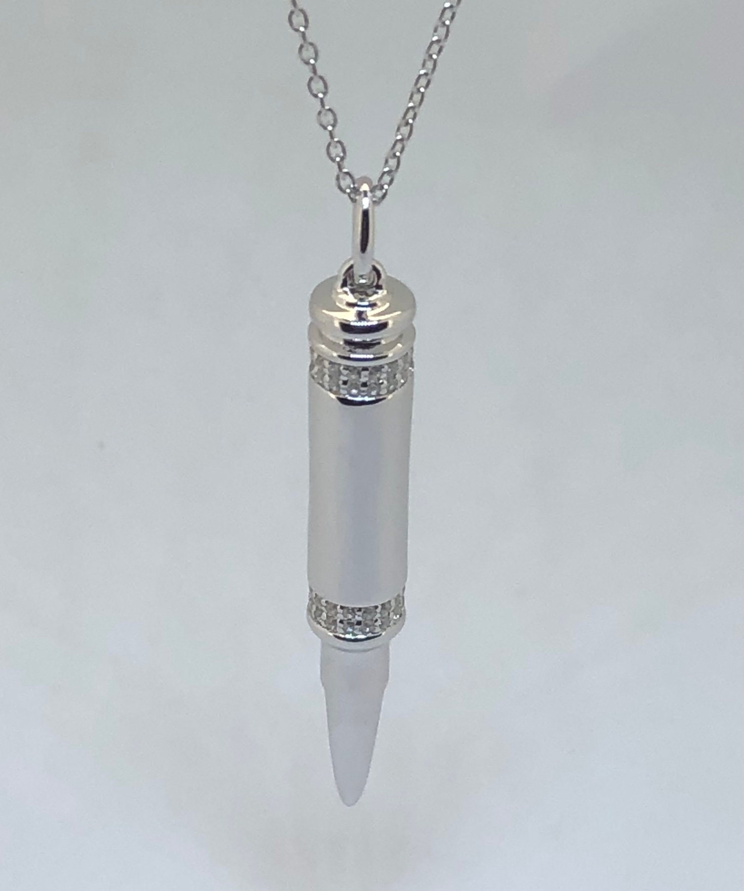 ネックレス・ペンダント ROMANTINUER SN179 Pick Pendant Leather Necklace Amazon.com: Pewter Guitar Pick with Tribal Flame Pendant on