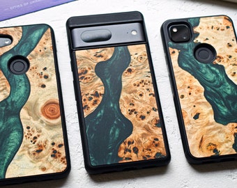 Custodia Green Wave in resina + legno per Google Pixel 8 Pro, 8 / 7a, 7, 7 Pro / 6a, 6, 6 Pro / Pixel 5, 5A 5G / Pixel 4A 5G / Pixel 4 XL / 3A XL