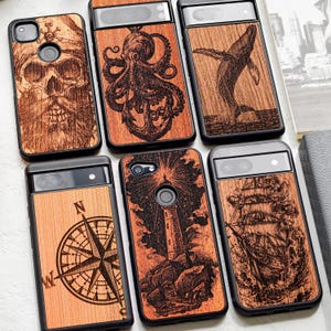 Sea Legends - coque en bois véritable pour Google Pixel 9, 8, 7, 6 | Pro, standard, XL, plié | Modèles 4 g, 5 g | Crâne, Poulpe, Baleine, Boussole, Phare