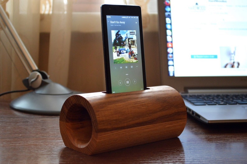 Wooden phone speaker / iPhone speaker / Samsung speaker / Etsy