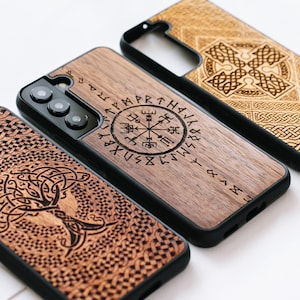 Symboles celtiques - Étui en bois pour Samsung S25, S24, S23, S22, S21, S20, S10 | Séries Galaxy Ultra, Plus et Fe | Noeuds celtiques anciens